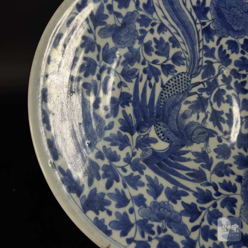 清中期 青花凤穿牡丹纹大盘 - 图2